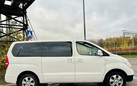 Hyundai Grand Starex Grand Starex I рестайлинг 2, 2015 год, 2 090 000 рублей, 6 фотография