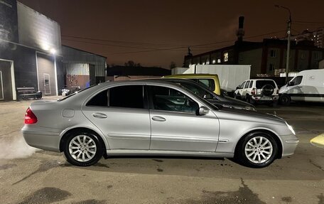 Mercedes-Benz E-Класс, 2003 год, 830 000 рублей, 6 фотография