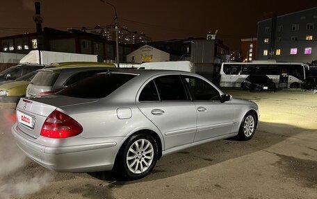 Mercedes-Benz E-Класс, 2003 год, 830 000 рублей, 7 фотография