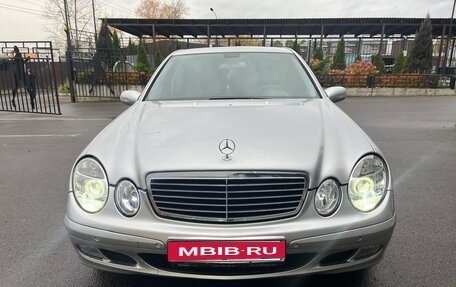Mercedes-Benz E-Класс, 2003 год, 830 000 рублей, 2 фотография