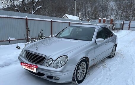 Mercedes-Benz E-Класс, 2003 год, 830 000 рублей, 8 фотография