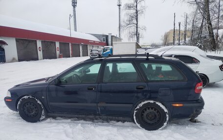 Volvo V40 I, 2003 год, 300 000 рублей, 2 фотография