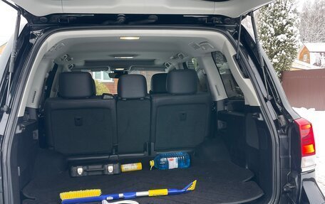 Toyota Land Cruiser 200, 2018 год, 8 500 000 рублей, 17 фотография