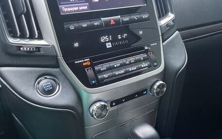 Toyota Land Cruiser 200, 2018 год, 8 500 000 рублей, 15 фотография