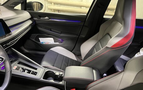 Volkswagen Golf GTI, 2021 год, 3 875 000 рублей, 2 фотография