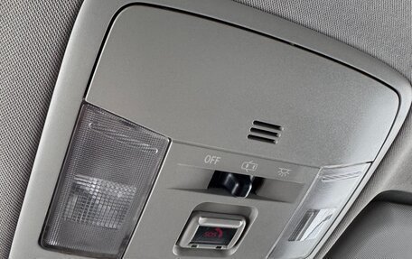 Toyota RAV4, 2018 год, 3 400 000 рублей, 16 фотография