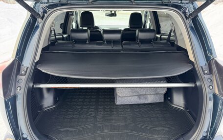 Toyota RAV4, 2018 год, 3 400 000 рублей, 17 фотография