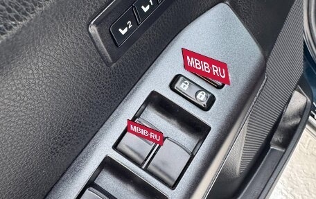 Toyota RAV4, 2018 год, 3 400 000 рублей, 33 фотография