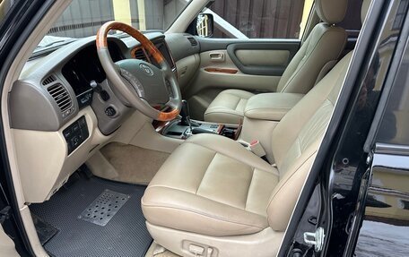 Toyota Land Cruiser 100 рестайлинг 2, 2006 год, 2 500 000 рублей, 6 фотография