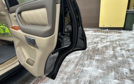 Toyota Land Cruiser 100 рестайлинг 2, 2006 год, 2 500 000 рублей, 9 фотография