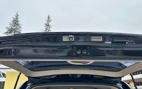 Toyota Land Cruiser 100 рестайлинг 2, 2006 год, 2 500 000 рублей, 15 фотография