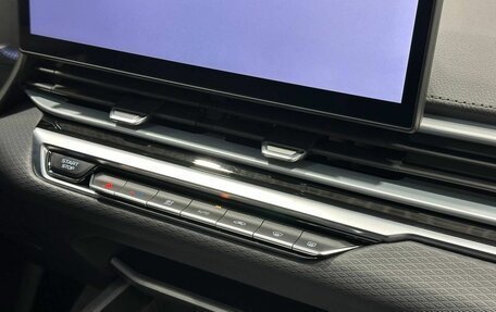 Geely Emgrand, 2024 год, 2 299 900 рублей, 13 фотография