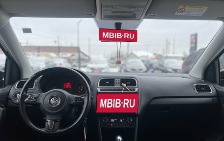 Volkswagen Polo VI (EU Market), 2014 год, 950 000 рублей, 3 фотография