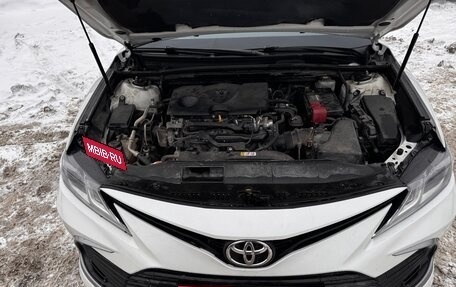 Toyota Camry, 2021 год, 2 090 000 рублей, 8 фотография