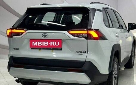 Toyota RAV4, 2025 год, 4 099 000 рублей, 8 фотография