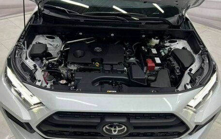 Toyota RAV4, 2025 год, 4 099 000 рублей, 22 фотография