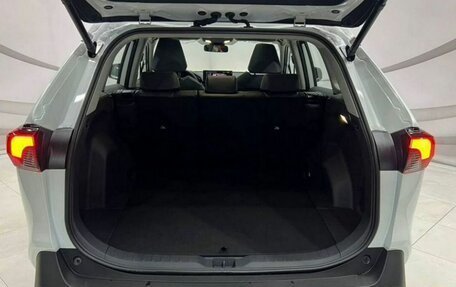 Toyota RAV4, 2025 год, 4 099 000 рублей, 23 фотография