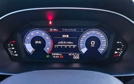 Audi Q3, 2022 год, 2 400 000 рублей, 9 фотография