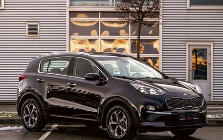 KIA Sportage IV рестайлинг, 2019 год, 1 895 000 рублей, 3 фотография