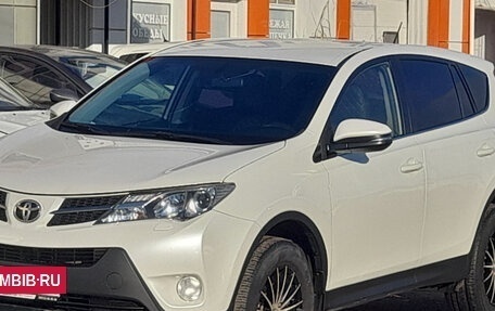 Toyota RAV4, 2014 год, 1 860 000 рублей, 3 фотография