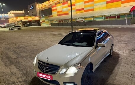 Mercedes-Benz E-Класс, 2012 год, 2 200 000 рублей, 3 фотография