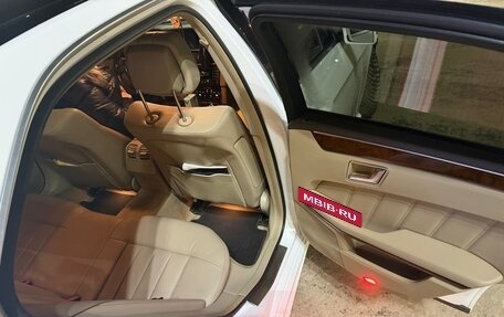 Mercedes-Benz E-Класс, 2012 год, 2 200 000 рублей, 9 фотография