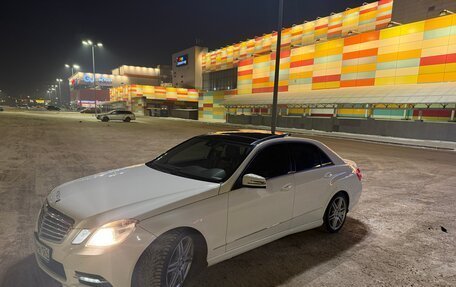 Mercedes-Benz E-Класс, 2012 год, 2 200 000 рублей, 20 фотография