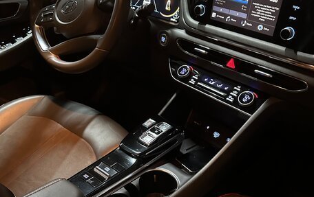 Hyundai Sonata VIII, 2019 год, 2 600 000 рублей, 5 фотография