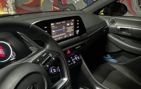 Hyundai Sonata VIII, 2019 год, 2 600 000 рублей, 8 фотография