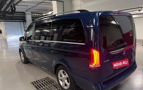 Mercedes-Benz V-Класс, 2014 год, 3 150 000 рублей, 6 фотография