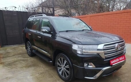 Toyota Land Cruiser 200, 2014 год, 3 800 000 рублей, 3 фотография