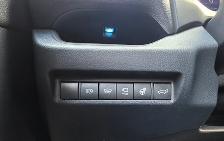 Toyota RAV4, 2021 год, 3 880 000 рублей, 23 фотография