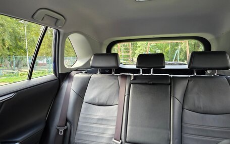 Toyota RAV4, 2021 год, 3 880 000 рублей, 25 фотография