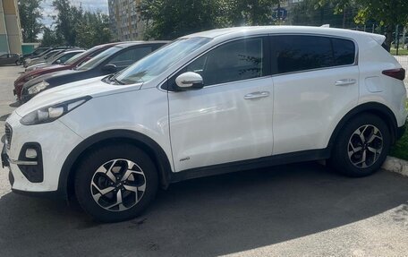 KIA Sportage IV рестайлинг, 2019 год, 2 000 000 рублей, 4 фотография