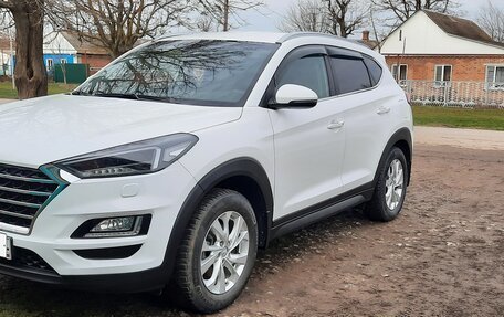 Hyundai Tucson III, 2019 год, 2 790 000 рублей, 2 фотография
