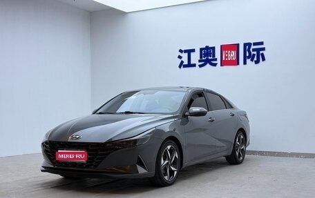 Hyundai Elantra, 2021 год, 1 900 000 рублей, 1 фотография