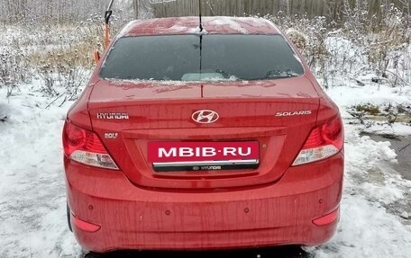 Hyundai Solaris II рестайлинг, 2011 год, 730 000 рублей, 3 фотография