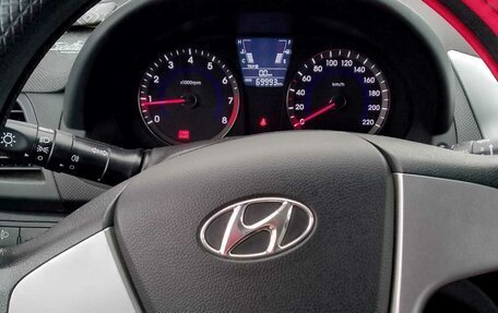 Hyundai Solaris II рестайлинг, 2011 год, 730 000 рублей, 6 фотография