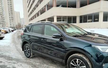 Toyota RAV4, 2018 год, 2 570 000 рублей, 2 фотография