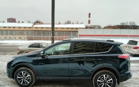 Toyota RAV4, 2018 год, 2 570 000 рублей, 3 фотография