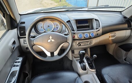 Mitsubishi L200 IV рестайлинг, 2007 год, 1 050 000 рублей, 9 фотография
