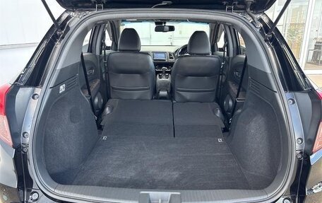 Honda Vezel, 2016 год, 1 290 000 рублей, 12 фотография