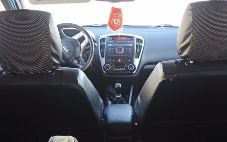 KIA cee'd I рестайлинг, 2010 год, 500 000 рублей, 16 фотография