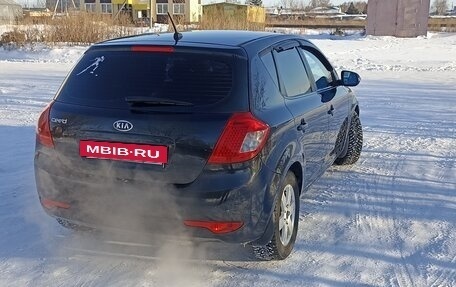 KIA cee'd I рестайлинг, 2010 год, 500 000 рублей, 17 фотография