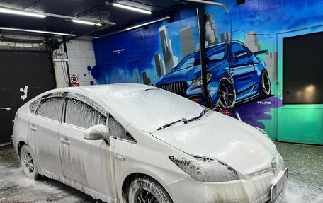 Toyota Prius, 2012 год, 1 300 000 рублей, 11 фотография