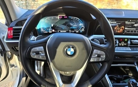 BMW 3 серия, 2021 год, 3 990 000 рублей, 14 фотография