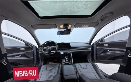 Hyundai Elantra, 2021 год, 1 900 000 рублей, 12 фотография