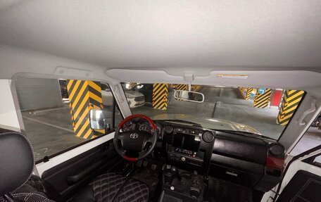 Toyota Land Cruiser 70, 2021 год, 5 800 000 рублей, 19 фотография