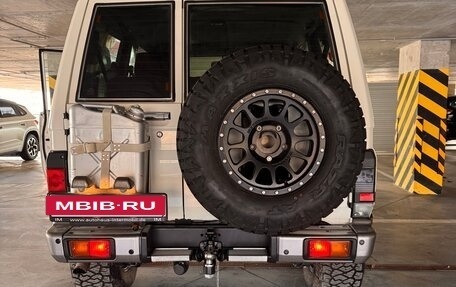 Toyota Land Cruiser 70, 2021 год, 5 800 000 рублей, 17 фотография