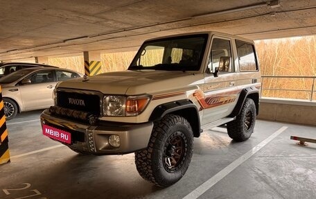 Toyota Land Cruiser 70, 2021 год, 5 800 000 рублей, 20 фотография